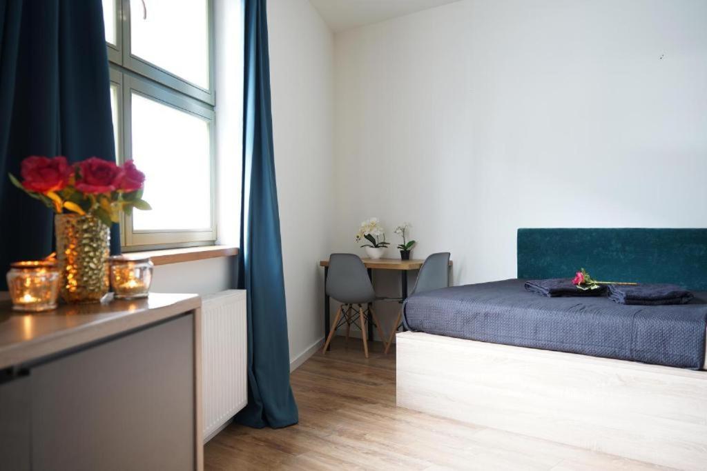 Relax Jacuzzi Apartment คราคูฟ ภายนอก รูปภาพ